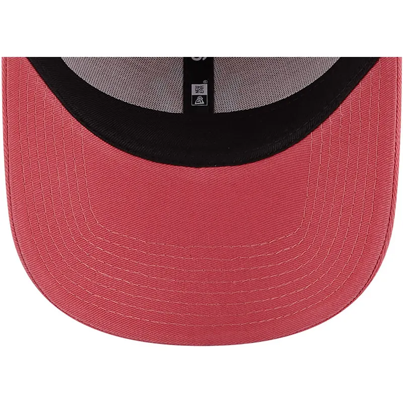 mutzen-gebogen-rosa-verstellbares-band-claro-9forty-league-essential-der-new-york-yankees-mlb-von-new-era