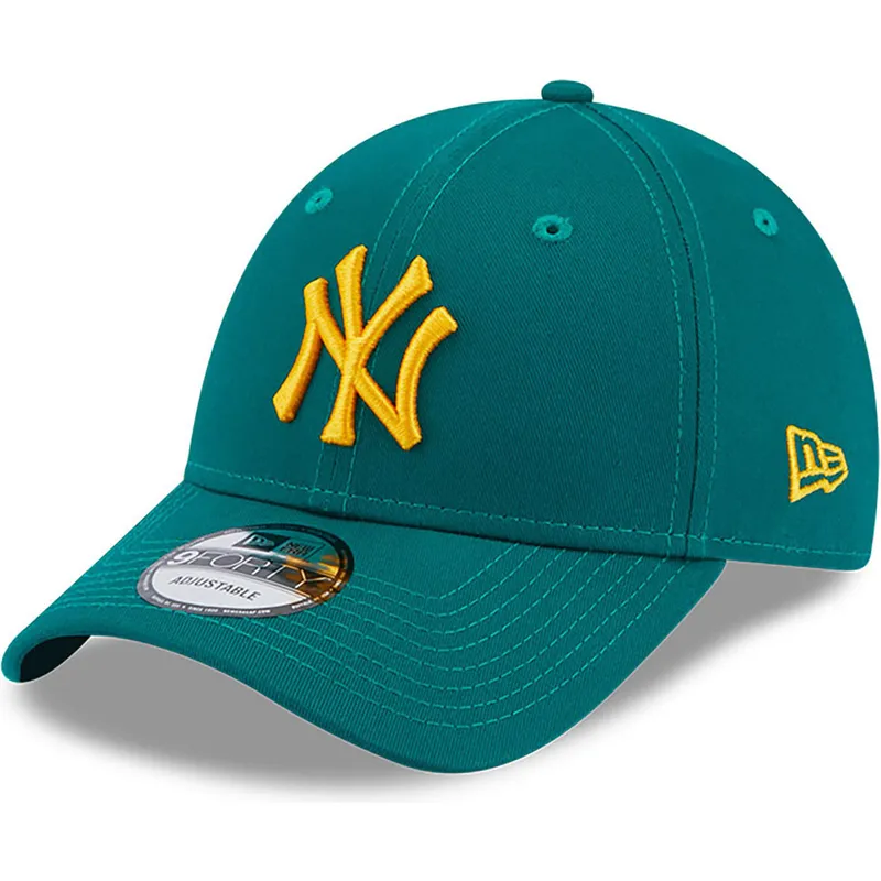 mutzen-gebogen-grun-verstellbares-band-9forty-league-essential-der-new-york-yankees-mlb-von-new-era