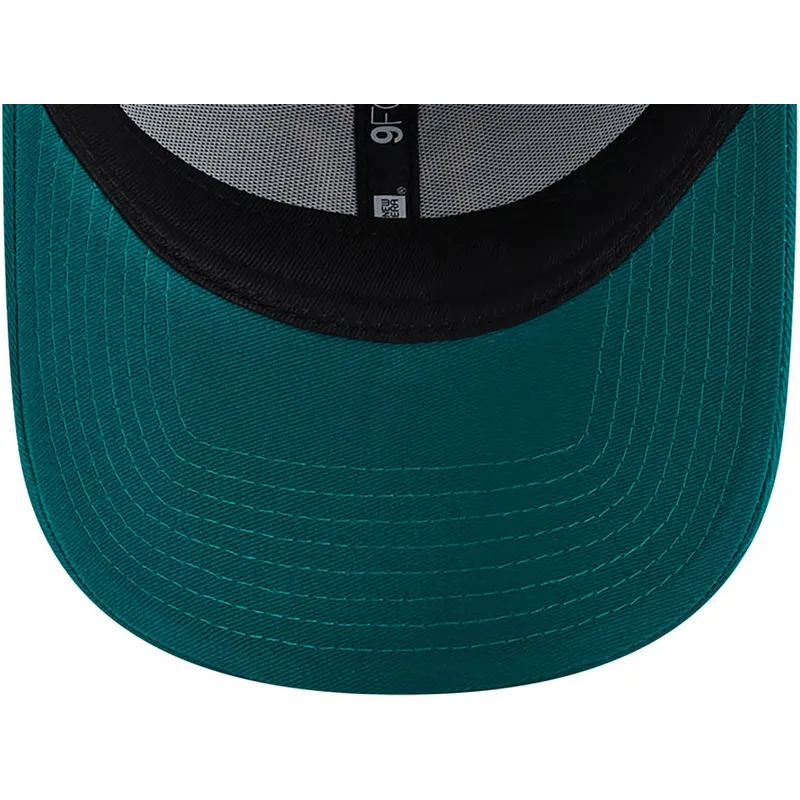 cappelli-curva-verde-cinghia-regolabile-9forty-league-essential-dei-new-york-yankees-mlb-di-new-era