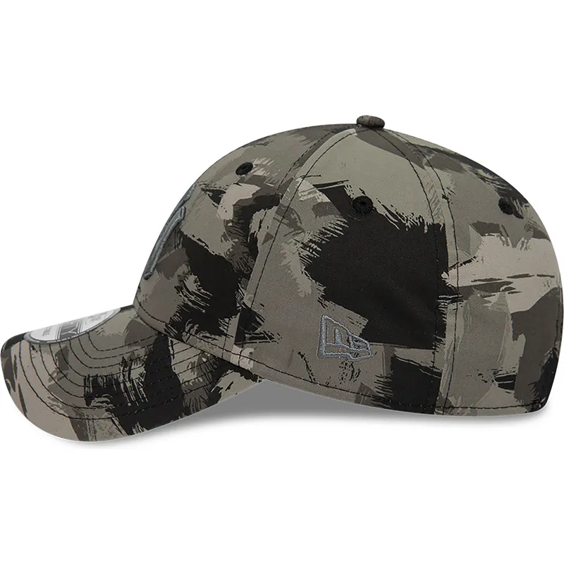 cappelli-curva-mimetizzazione-cinghia-regolabile-9forty-all-over-print-painted-dei-new-york-yankees-mlb-di-new-era