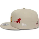 cappelli-piatta-beige-snapback-9fifty-koi-fish-dei-new-york-yankees-mlb-di-new-era