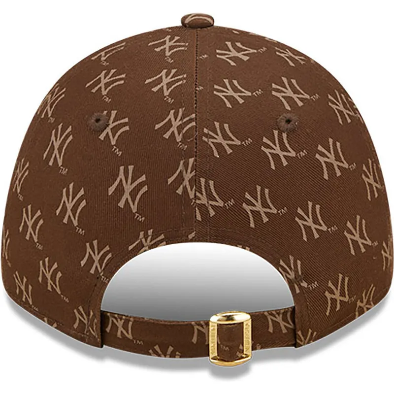 cappelli-curva-marrone-cinghia-regolabile-9forty-monogram-dei-new-york-yankees-mlb-di-new-era