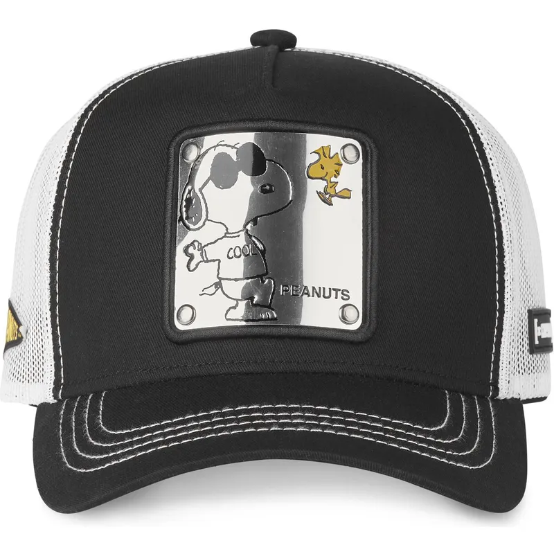 svart-och-vit-trucker-keps-snoopy-joe-cool-naw5-peanuts-fran-capslab