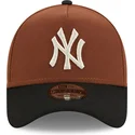 cappellino-curvo-marrone-e-nero-snapback-9forty-a-frame-harvest-dei-new-york-yankees-mlb-di-new-era