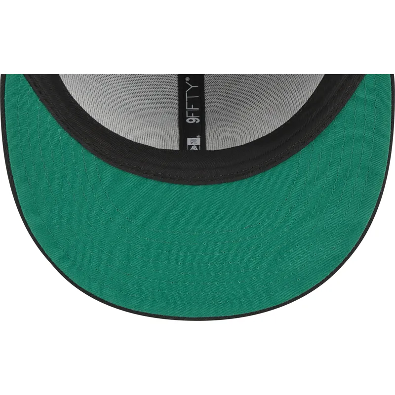 svart-platt-snapback-keps-9fifty-post-up-pin-los-angeles-lakers-nba-fran-new-era