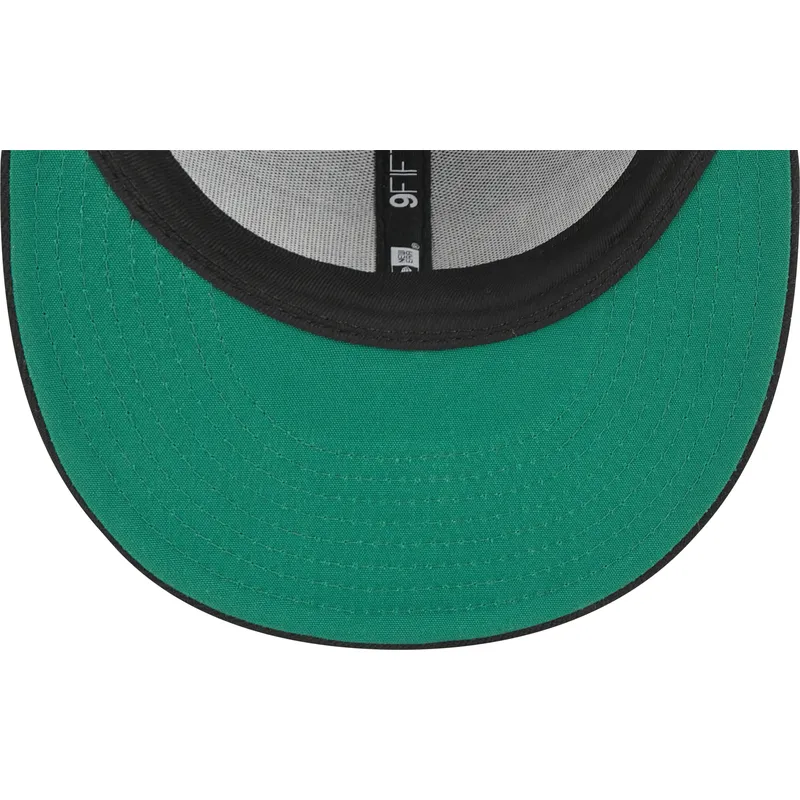 svart-platt-snapback-keps-9fifty-post-up-pin-new-york-yankees-mlb-fran-new-era