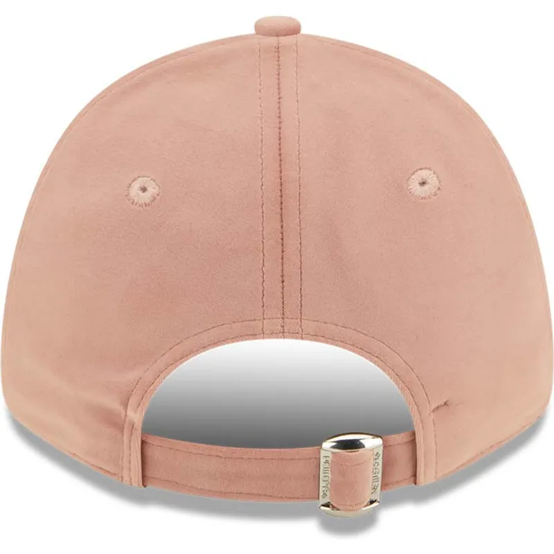 cappelli-curva-rosa-cinghia-regolabile-9forty-velour-dei-new-york-yankees-mlb-di-new-era