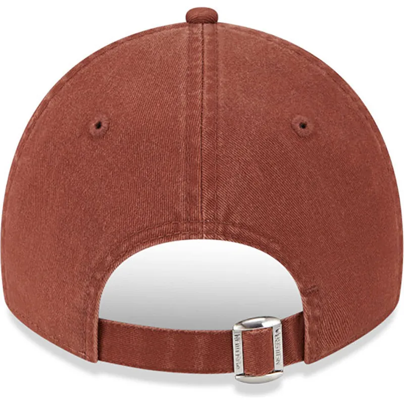 cappelli-curva-marrone-cinghia-regolabile-9twenty-league-essential-dei-new-york-yankees-mlb-di-new-era