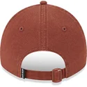 cappellino-curvo-marrone-regolabile-con-logo-marrone-9twenty-mini-logo-dei-new-york-yankees-mlb-di-new-era