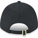 verstellbare-schwarze-9forty-kappe-mit-gebogenem-schirm-und-new-york-yankees-mlb-pin-von-new-era