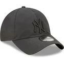 cappellino-curvo-nero-regolabile-9twenty-gore-tex-dei-new-york-yankees-mlb-di-new-era