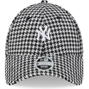 cappelli-curva-nero-cinghia-regolabile-9forty-houndstooth-dei-new-york-yankees-mlb-di-new-era