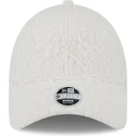 cappellino-curvo-beige-regolabile-da-donna-9forty-hypertexture-dei-new-york-yankees-mlb-di-new-era