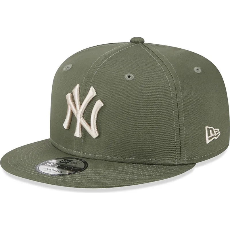 cappelli-piatta-verde-snapback-9fifty-league-essential-dei-new-york-yankees-mlb-di-new-era cappelli-piatta-verde-snapback-9fifty-league-essential-dei-new-york-yankees-mlb-di-new-era