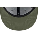 cappello-snapback-verde-con-visiera-piatta-e-logo-beige-9fifty-league-essential-dei-new-york-yankees-mlb-di-new-era