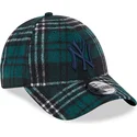 cappellino-verde-curvo-regolabile-con-logo-blu-9forty-check-dei-new-york-yankees-mlb-di-new-era