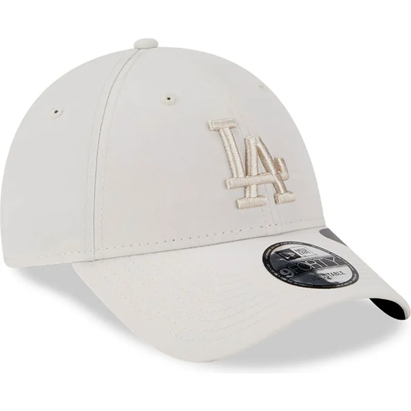 cappelli-curva-beige-cinghia-regolabile-9forty-repreve-outline-dei-los-angeles-dodgers-mlb-di-new-era
