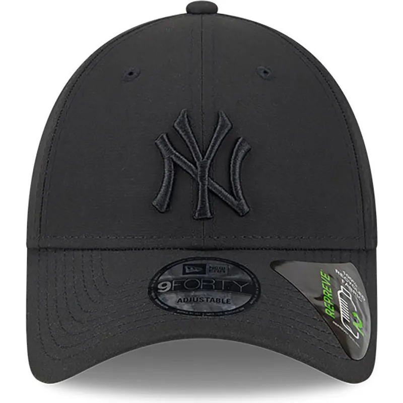 cappellino-curvo-nero-regolabile-con-logo-nero-9forty-repreve-outline-di-new-york-yankees-mlb-di-new-era