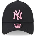 cappelli-curva-nero-cinghia-regolabile-rosa-9forty-neon-dei-new-york-yankees-mlb-di-new-era