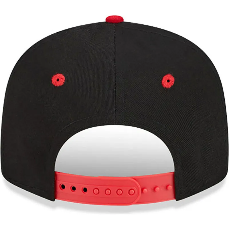 cappelli-piatta-nero-snapback-9fifty-dei-silvestre-looney-tunes-di-new-era