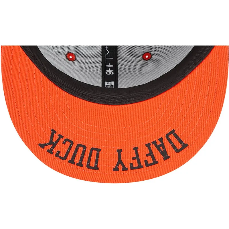 mutzen-flach-schwarz-snapback-9fifty-der-pato-lucas-looney-tunes-von-new-era