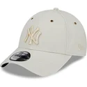 cappellino-curvo-beige-regolabile-con-logo-beige-9forty-washed-canvas-dei-new-york-yankees-mlb-di-new-era