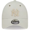 casquette-courbee-beige-ajustable-avec-logo-beige-9forty-washed-canvas-new-york-yankees-mlb-new-era