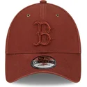 cappellino-curvo-marrone-regolabile-con-logo-marrone-9forty-washed-canvas-dei-boston-red-sox-mlb-di-new-era