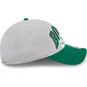 cappellino-curvo-grigio-e-verde-regolabile-9twenty-tip-off-2023-di-boston-celtics-nba-di-new-era