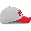 graue-und-rote-verstellbare-curved-cap-9twenty-tip-off-2023-der-houston-rockets-nba-von-new-era