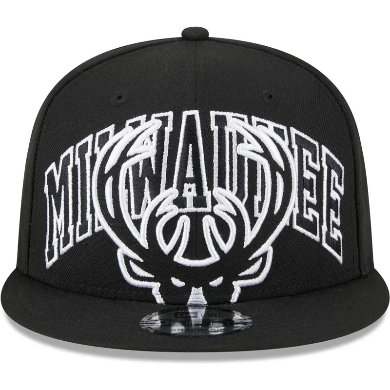 cappello-piatto-nero-snapback-9fifty-tip-off-2023-di-milwaukee-bucks-nba-di-new-era