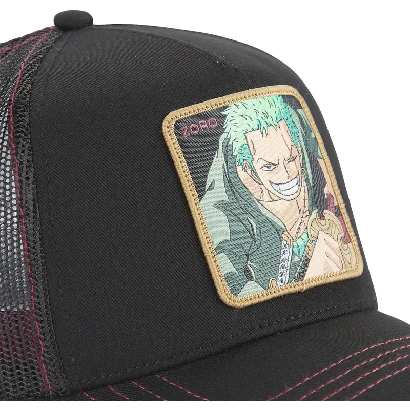 mutzen-gebogen-schwarz-snapback-roronoa-zoro-one-piece-von-capslab
