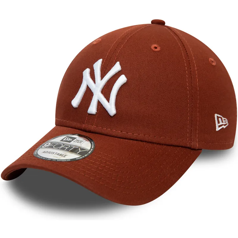 cappelli-curva-marrone-cinghia-regolabile-9forty-league-essential-dei-new-york-yankees-mlb-di-new-era