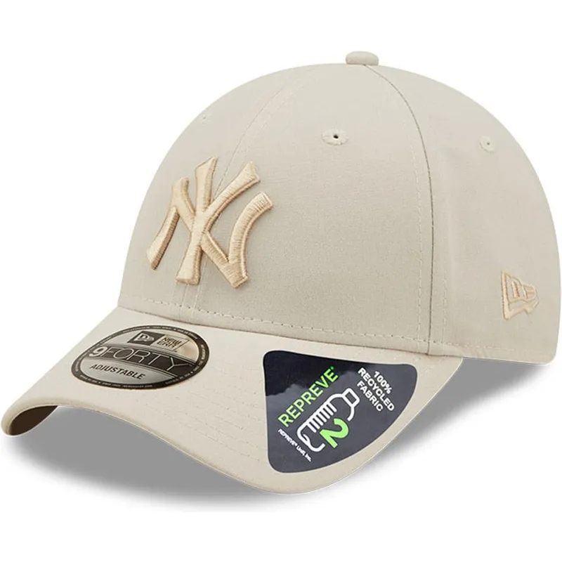 cappellino-curvo-beige-snapback-con-logo-beige-9forty-tonal-repreve-dei-new-york-yankees-mlb-di-new-era