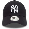 justerbar-morkebla-9twenty-league-essential-kasket-fra-new-york-yankees-mlb-fra-new-era