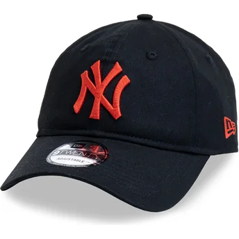 Cappellino nero curvo regolabile con logo rosso 9TWENTY League Essential dei New York Yankees MLB di New Era