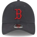 cappellino-curvo-grigio-regolabile-con-logo-rosso-9twenty-core-classic-dei-boston-red-sox-mlb-di-new-era