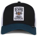 schwarze-weisse-und-blaue-trucker-cap-being-cheered-hft-von-djinns
