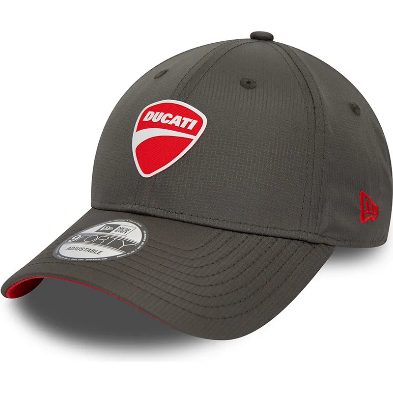 cappellino-curvo-nero-regolabile-9forty-ripstop-di-ducati-motor-motogp-di-new-era