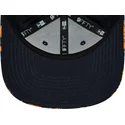 cappellino-snapback-9fifty-con-visiera-curva-arancione-e-blu-navy-all-over-print-di-red-bull-racing-formula-1-di-new-era