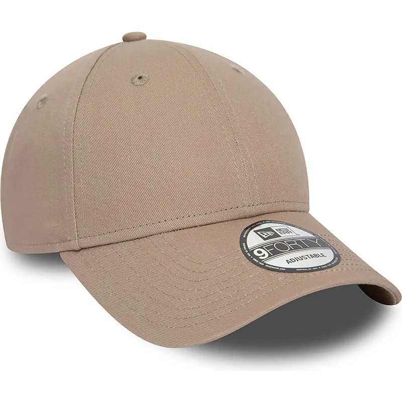 cappelli-curva-marrone-cinghia-regolabile-9forty-di-new-era cappelli-curva-marrone-cinghia-regolabile-9forty-di-new-era