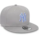 cappelli-piatta-grigio-snapback-9fifty-outline-dei-new-york-yankees-mlb-di-new-era