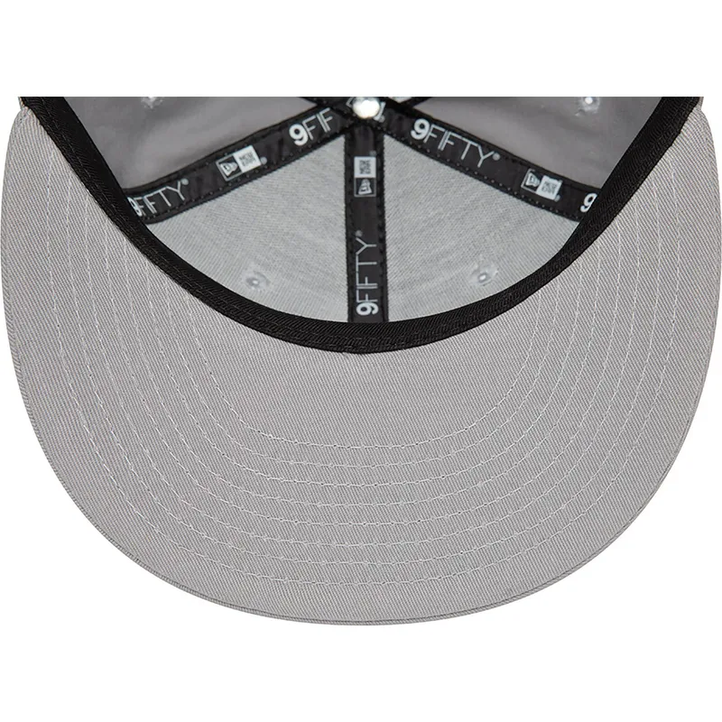 mutzen-flach-grau-snapback-9fifty-outline-der-new-york-yankees-mlb-von-new-era