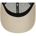 mutzen-gebogen-beige-verstellbares-band-marron-9forty-league-essential-der-new-york-yankees-mlb-von-new-era