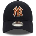 cappellino-curvo-blu-navy-regolabile-con-logo-marrone-9twenty-boucle-dei-new-york-yankees-mlb-di-new-era