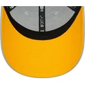cappellino-curvo-grigio-regolabile-9forty-character-di-daffy-duck-looney-tunes-di-new-era