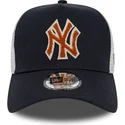cappello-trucker-blu-navy-e-bianco-con-logo-marrone-a-frame-boucle-dei-new-york-yankees-mlb-di-new-era