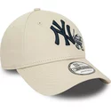 casquette-courbee-beige-ajustable-9forty-food-character-new-york-yankees-mlb-new-era