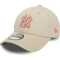 beige-verstellbare-9forty-team-outline-cap-der-new-york-yankees-mlb-von-new-era