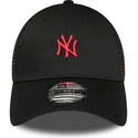 cappellino-curvo-nero-regolabile-con-logo-rosso-9forty-home-field-dei-new-york-yankees-mlb-di-new-era